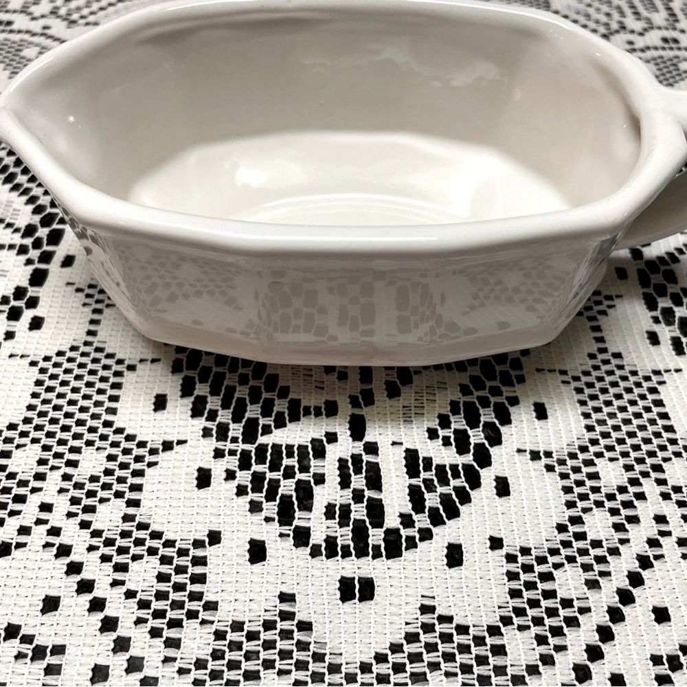 Pfaltgraff Vintage Heritage Glazed Stoneware Gravy Boat